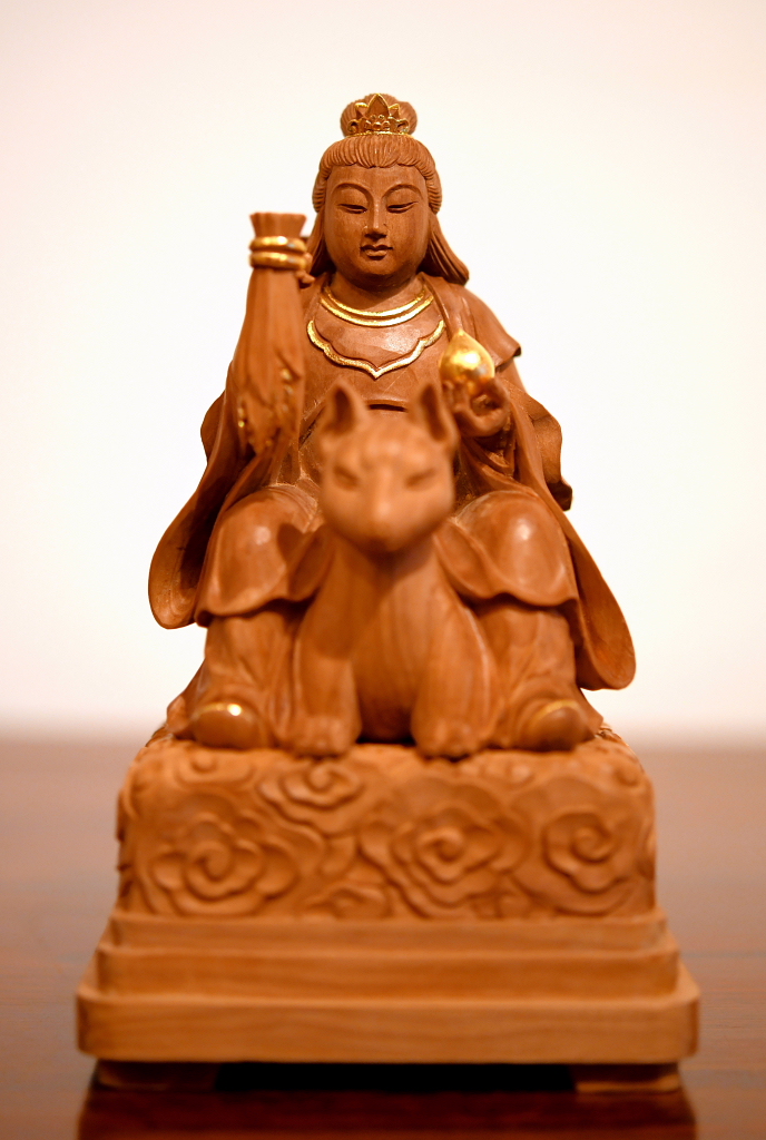登場! 日蓮聖人坐像 【大#1】 彫刻/オブジェクト 金彩有り 美術品
